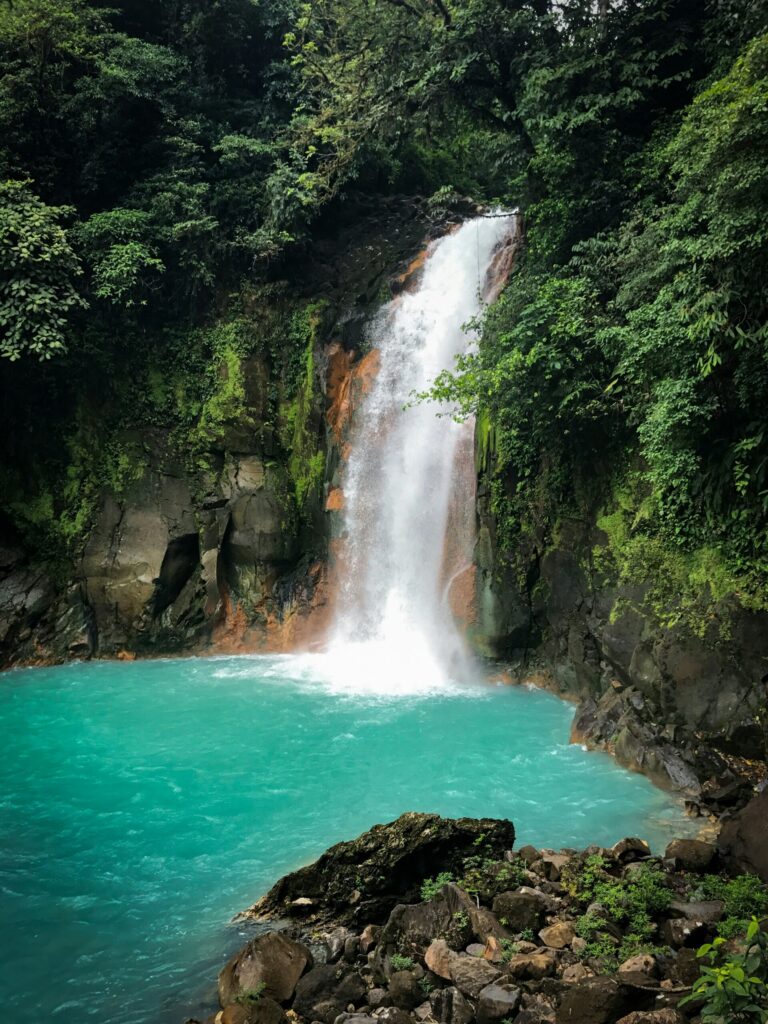 7 Day Costa Rica Itinerary: Volcanoes, Rainforests, and Beaches